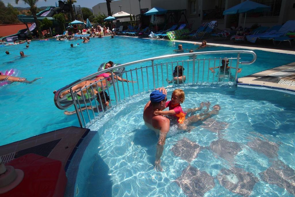 Costa Mare Suites Marmaris Ngoại thất bức ảnh